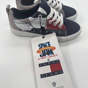 Space Jam x Tommy Bugs Bunny Shoes Kids Size 13 Canvas Sneakers Youth Unisex NEW